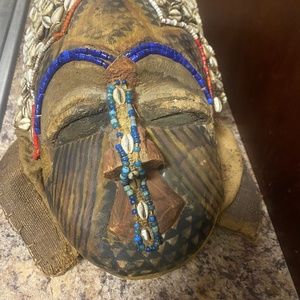 African mask